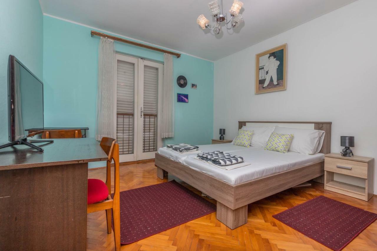 Apartment Center Crikvenica Exteriör bild
