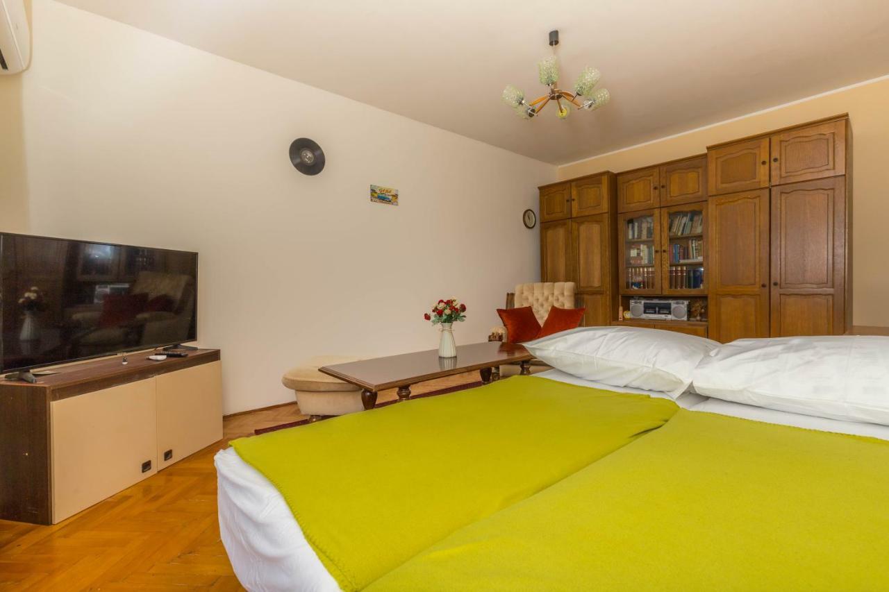 Apartment Center Crikvenica Exteriör bild