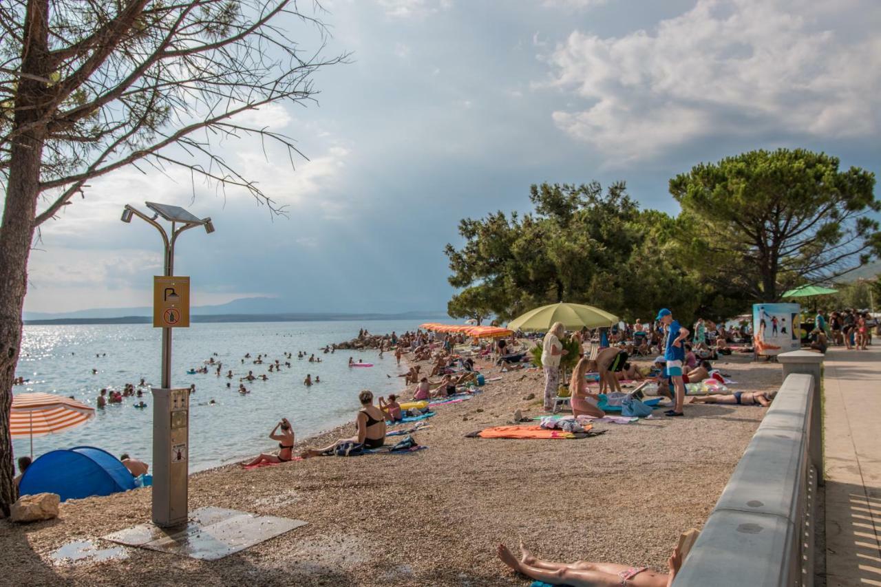 Apartment Center Crikvenica Exteriör bild